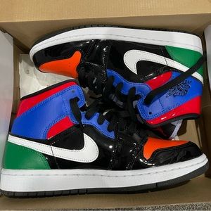 Women’s air jordan 1 mid se Size 8.5